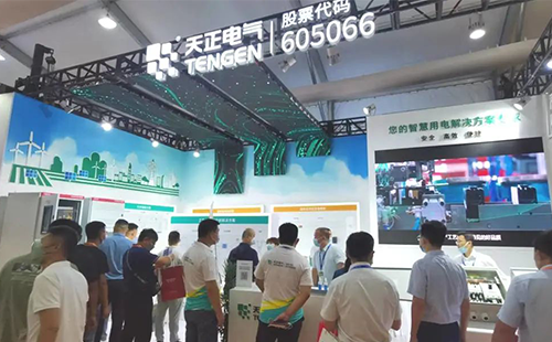 展会直击 | j9九游会登录入口九游会官网j9亮相济南光伏展，助力行业绿色低碳发展